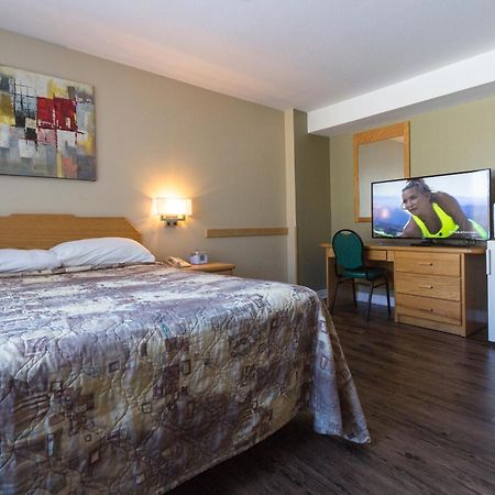 Howey Bay Motel Ред-Лейк Экстерьер фото
