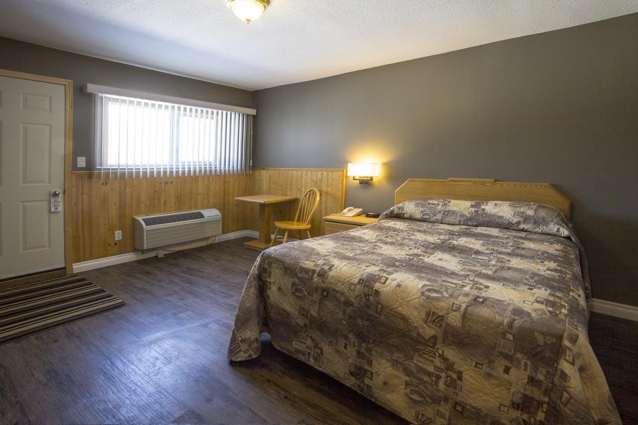 Howey Bay Motel Ред-Лейк Экстерьер фото